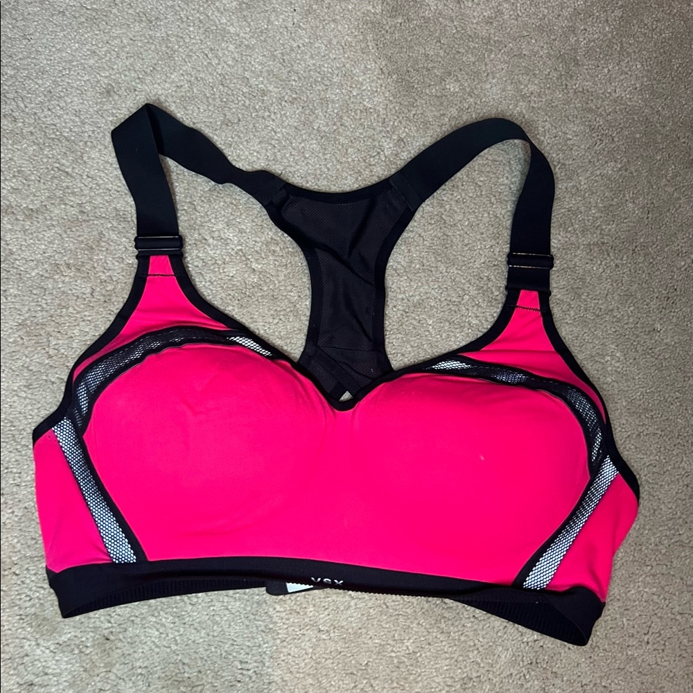 Victoria Sport red sports bra